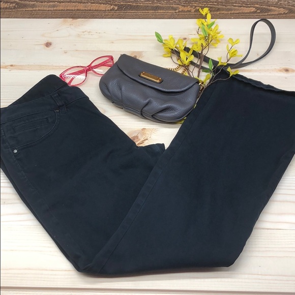 SOLD! UNIQLO Vintage Flare Jeans. Like New. - Picture 1 of 8